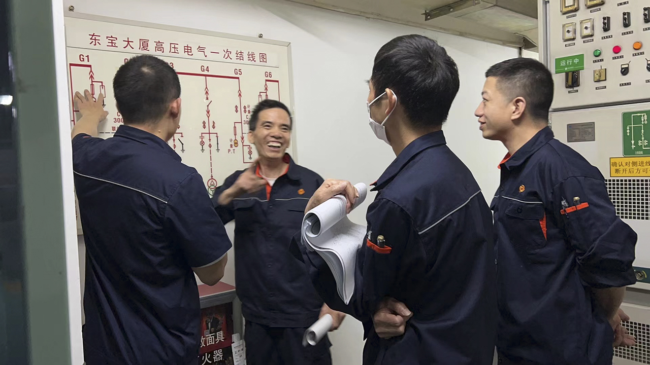 赛前交流.jpg