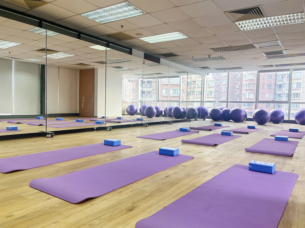 page瑜伽室.jpg page瑜伽室.jpg